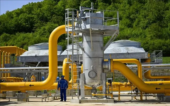 Una stazione di compressione del gas a Ihtiman, Bulgaria. Foto: AFP/VNA Một trạm nén khí đốt ở Ihtiman, Bulgaria. Ảnh: AFP/TTXVN