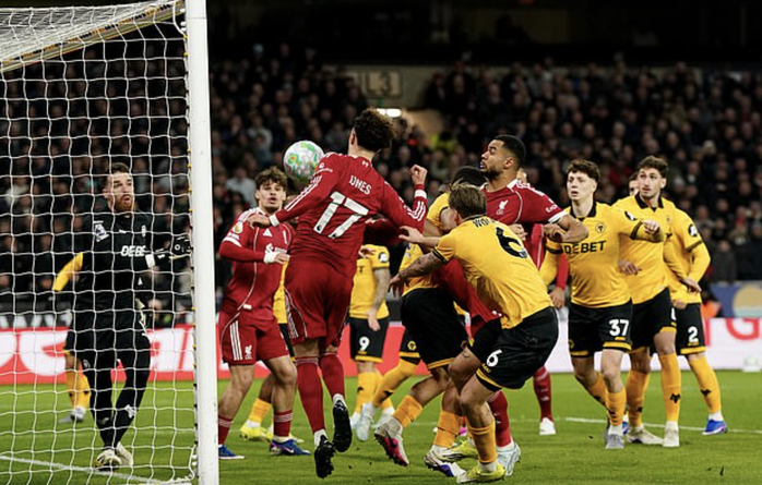 Il Liverpool subisce una sconfitta scioccante nei minuti di recupero, il Wolverhampton batte un'altra 