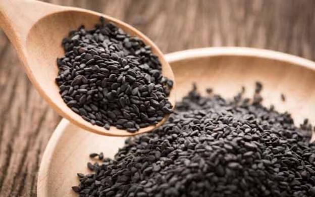 Quali sono i benefici dei semi di sesamo nero? Il modo migliore per utilizzarli a scopo salutistico - Immagine 2. Bài thuốc trị tăng huyết áp từ vừng đen