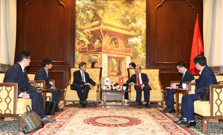Vietnam och Sydkorea accelererar samarbetet inom AI och halvledare - Bild 1. Việt Nam - Hàn Quốc tăng tốc hợp tác AI và bán dẫn- Ảnh 1.
