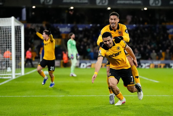 10 nga historitë më spektakolare të mbijetesës në historinë e Premier League - Image 1.