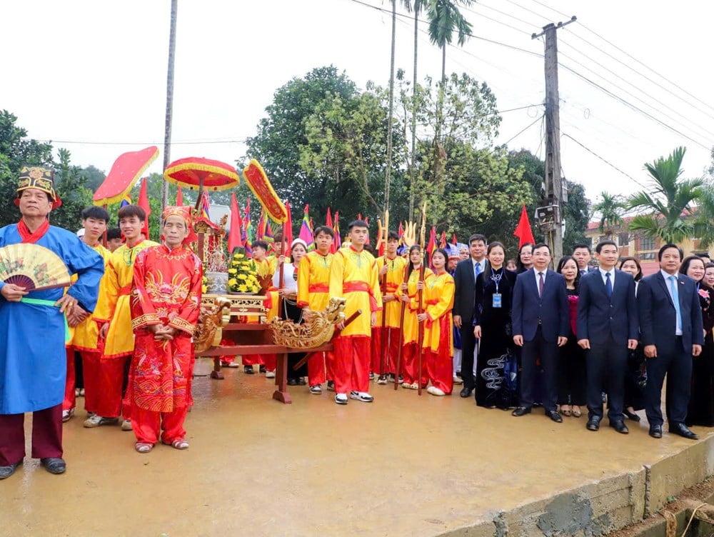 Phu Tho: Il rinomato artigiano Bui Van Lung preserva con discrezione l'anima di Mo Muong - foto 2