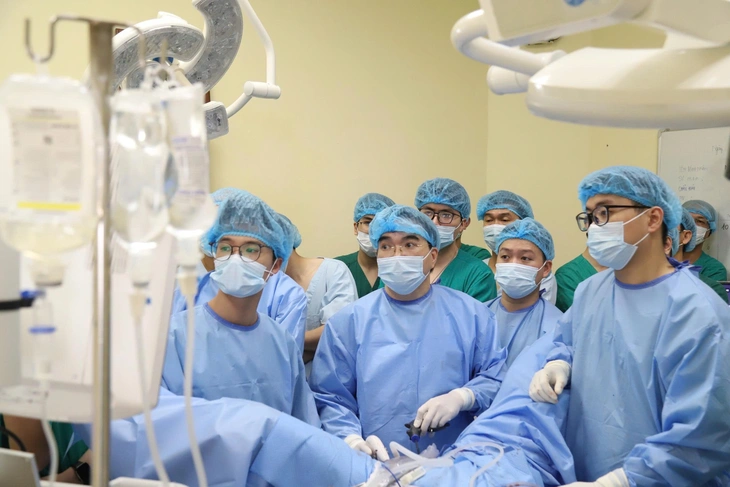 Uma nova abordagem no tratamento do câncer ginecológico: cirurgia ung thư phụ khoa - Ảnh 1.