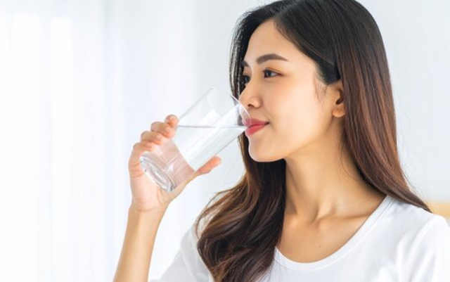 Vì sao trà thảo dược không thể thay thế được nước lọc?- Ảnh 1.