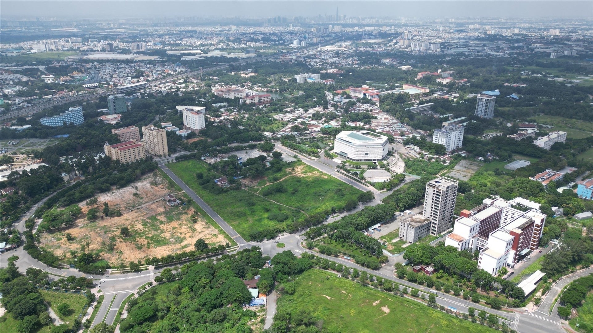 Toàn cảnh khu vực Làng Đại học Thủ Đức, nơi dự kiến xây dựng cơ sở mới cho Đại học Bách khoa.
