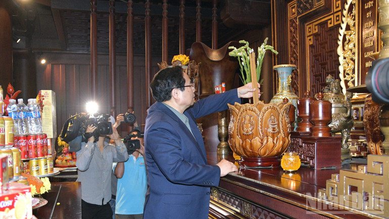 https://vstatic.vietnam.vn/vietnam/resource/IMAGE/2026/03/08/1772941568038_ndo_br_b2-6526.jpeg