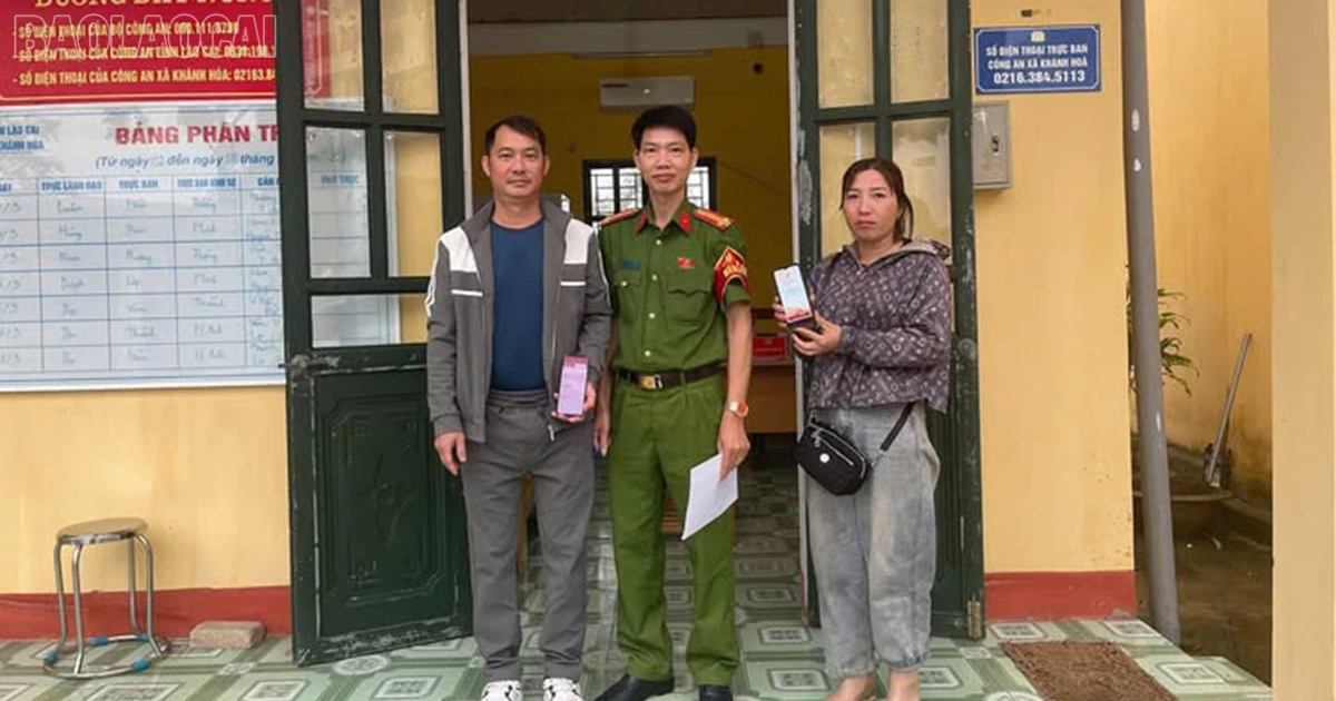 Khánh Hòa: Người phụ nữ trả lại 6 triệu đồng chuyển nhầm đúng ngày 08/3 - Vietnam.vn