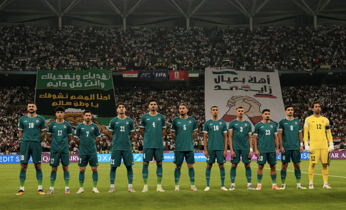 Iraq yêu cầu FIFA hoãn trận play-off World Cup - Ảnh 1.