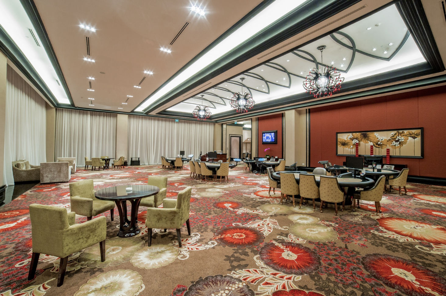 Người Việt phải trả phí 1 triệu đồng để vào chơi casino tại Hồ Tràm - Ảnh 3.