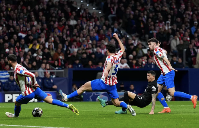 Il Tottenham ha subito una sconfitta schiacciante contro l'Atletico Madrid in Champions League - Foto 5.