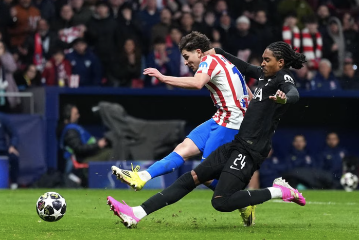 Il Tottenham ha subito una sconfitta schiacciante contro l'Atletico Madrid in Champions League - Foto 6.