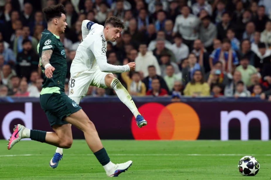 Valverde erzielt einen Hattrick, Real Madrid deklassiert Man City - Bild 2.
