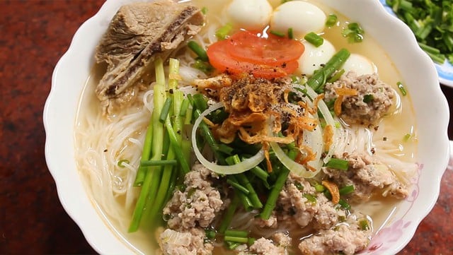 Colazioni veloci e nutrienti per persone impegnate - Foto 1. Những bữa sáng nhanh gọn, đủ chất cho người bận rộn - Ảnh 1.