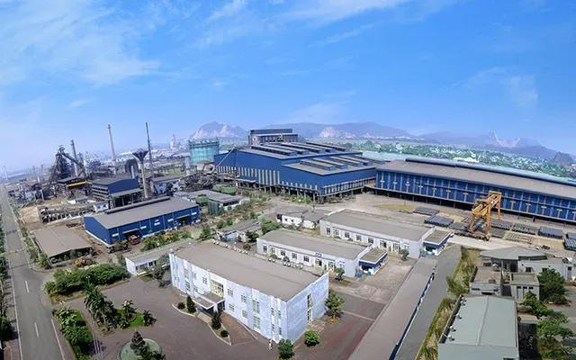 La raffineria di Dung Quat sta mantenendo le operazioni al 120% della sua capacità per aumentare l'offerta sul mercato. Nhà máy lọc dầu Dung Quất đang duy trì vận hành ở mức 120% công suất để gia tăng nguồn cung cho thị trường