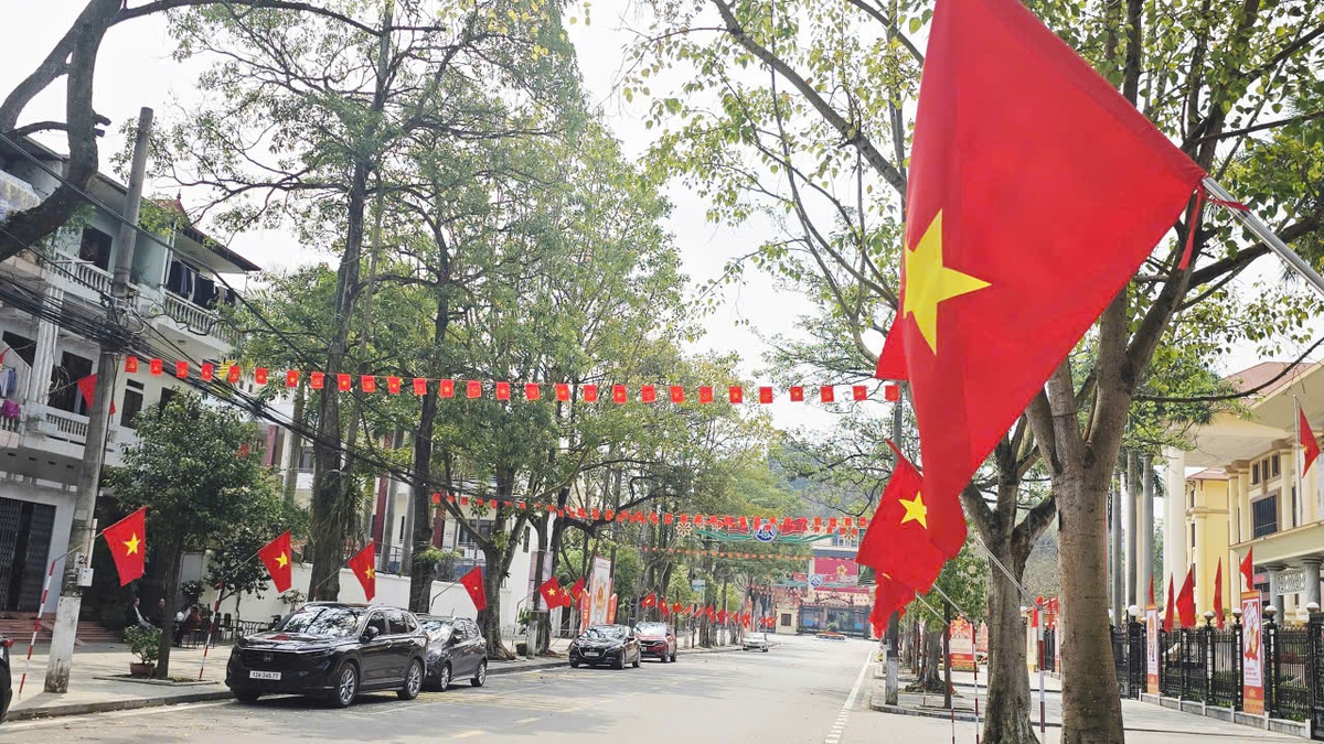 Lạng Sơn: Rực rỡ vùng biên đón ngày bầu cử- Ảnh 1.