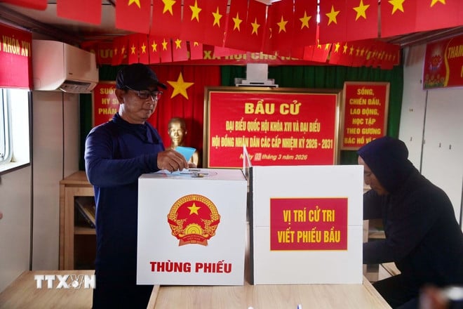 ttxvn-bau-cu-quoc-hoi-va-hdnd-thanh-pho-ho-chi-minh-hoan-thanh-bau-cu-som-tai-khu-vuc-cum-ba-ke-0403.jpg