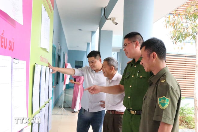 ttxvn-bau-cu-quoc-hoi-va-hdnd-dak-lak-san-sang-cho-ngay-hoi-bau-cu-0403-5.jpg