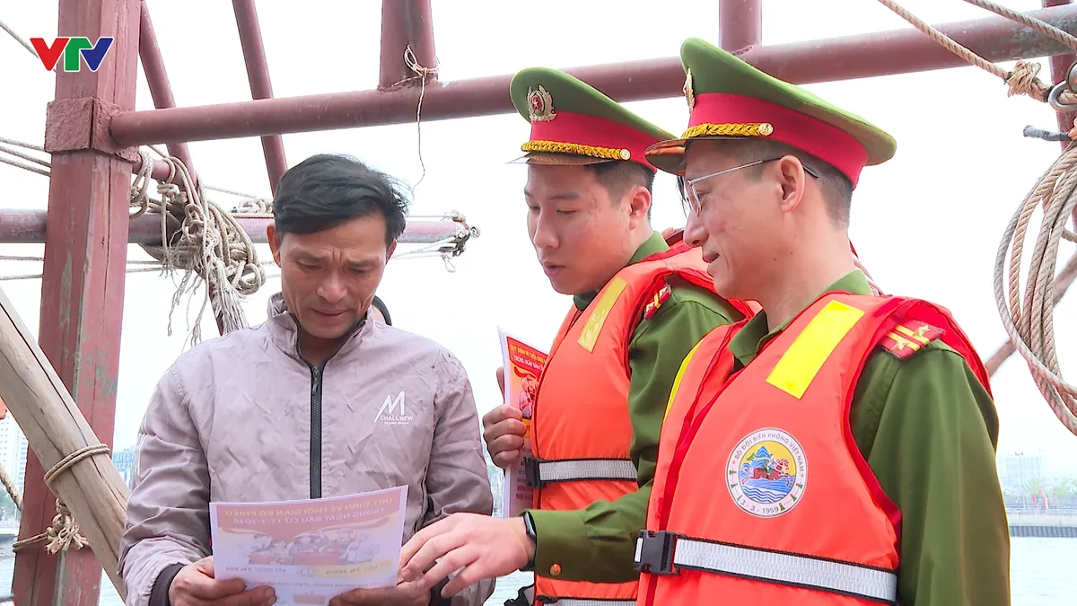 Quảng Ninh tăng cường tuyên truyền bầu cử cho ngư dân - Ảnh 5.