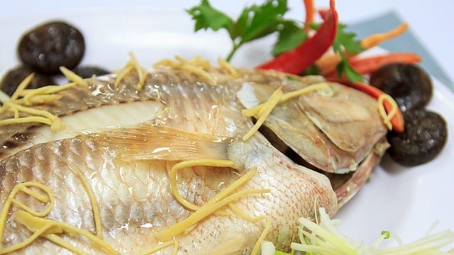 មុខម្ហូបងាយស្រួលរៀបចំដើម្បីបន្ថយជាតិខ្លាញ់ក្នុងឈាម សមរម្យសម្រាប់គ្រួសារទាំងមូល - រូបថតទី 2។ Món ăn giảm mỡ máu dễ chế biến, phù hợp cho cả gia đình - Ảnh 2.