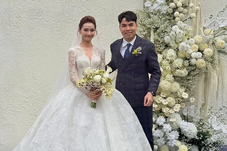 Cầu thủ Đức Huy và MC Mù Tạt làm đám cưới - Ảnh 1.