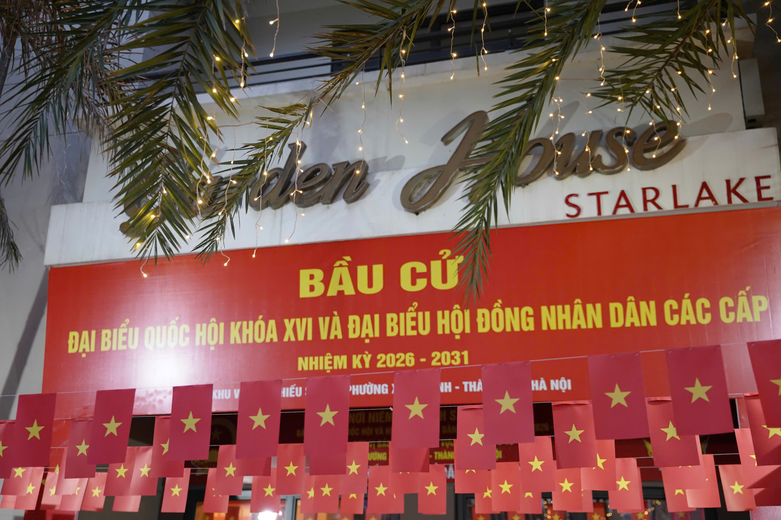 Cả nước rộn ràng bước vào Ngày bầu cử - Ảnh 9.