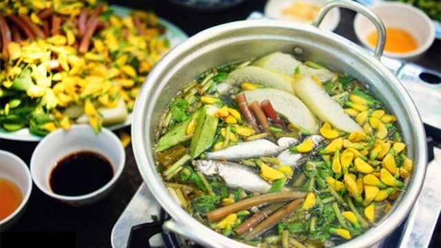 Varia i tuoi piatti di riso con alcuni menu hot pot incredibilmente deliziosi - Foto 3. Đổi vị cơm với một số thực đơn lẩu ngon ngất ngây - Ảnh 3.