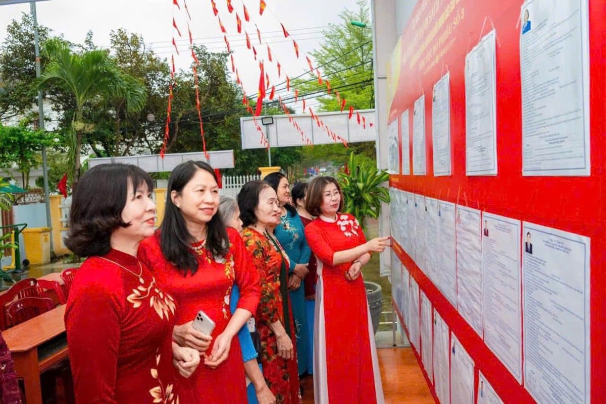 Phụ nữ cả nước nô nức đi bầu cử- Ảnh 7.