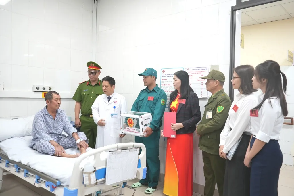 Bầu cử ở những nơi đặc biệt - Ảnh 2.