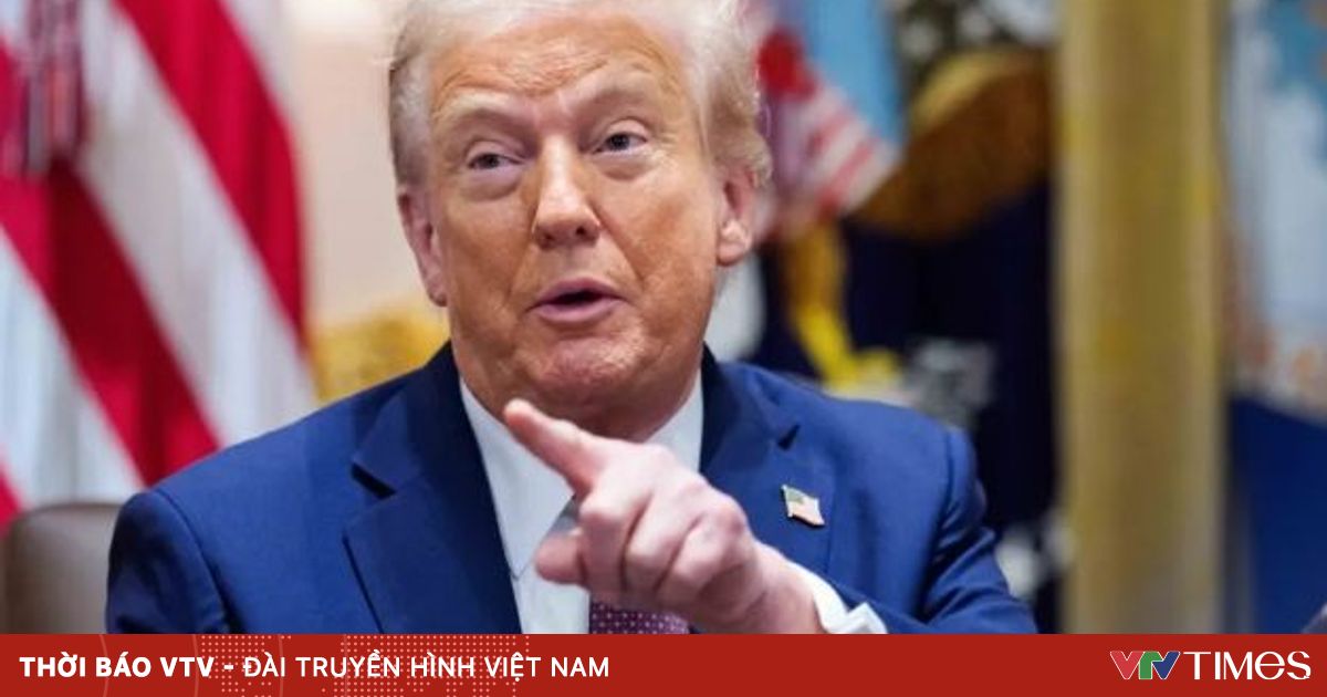 Президент Трамп утверждает, что у него есть полномочия ввести пошлины в новой форме.