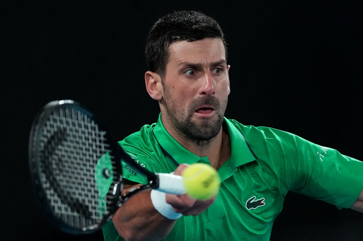 Djokovic gặp chấn thương trước thềm giải đấu mới - Ảnh 1.