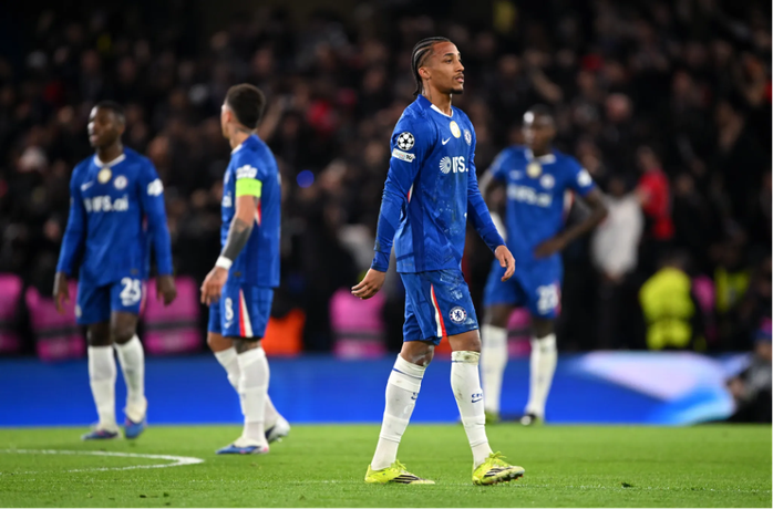Cảnh tượng đau lòng khi Chelsea thua thảm PSG - Ảnh 2.