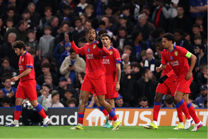 Cảnh tượng đau lòng khi Chelsea thua thảm PSG - Ảnh 4.