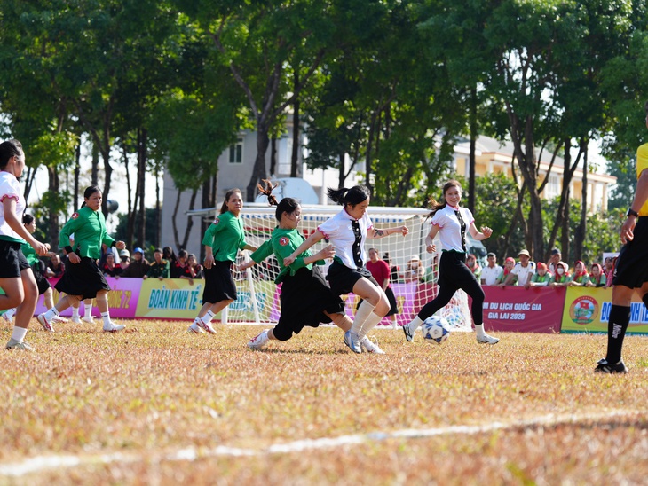bóng đá nữ - Ảnh 1.