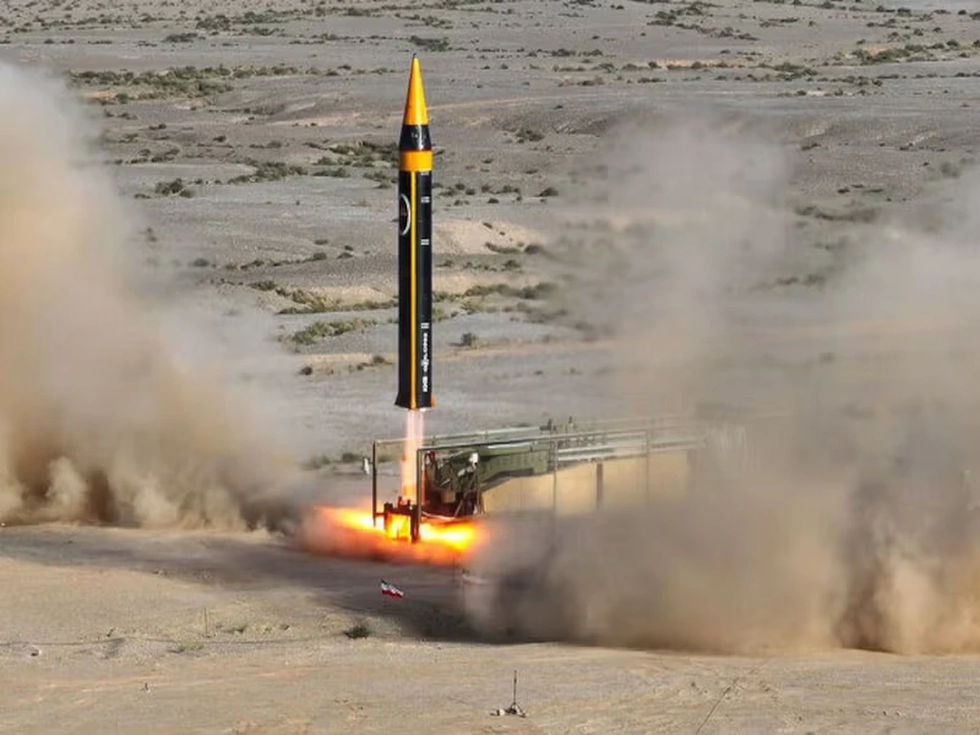 Lancement d'un missile balistique iranien Kheibar Shekan