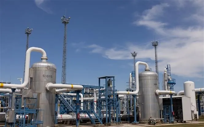 L'AIE raccomanda il lavoro a distanza per ridurre la pressione sul mercato energetico. IEA khuyến nghị làm việc từ xa để giảm áp lực lên thị trường năng lượng