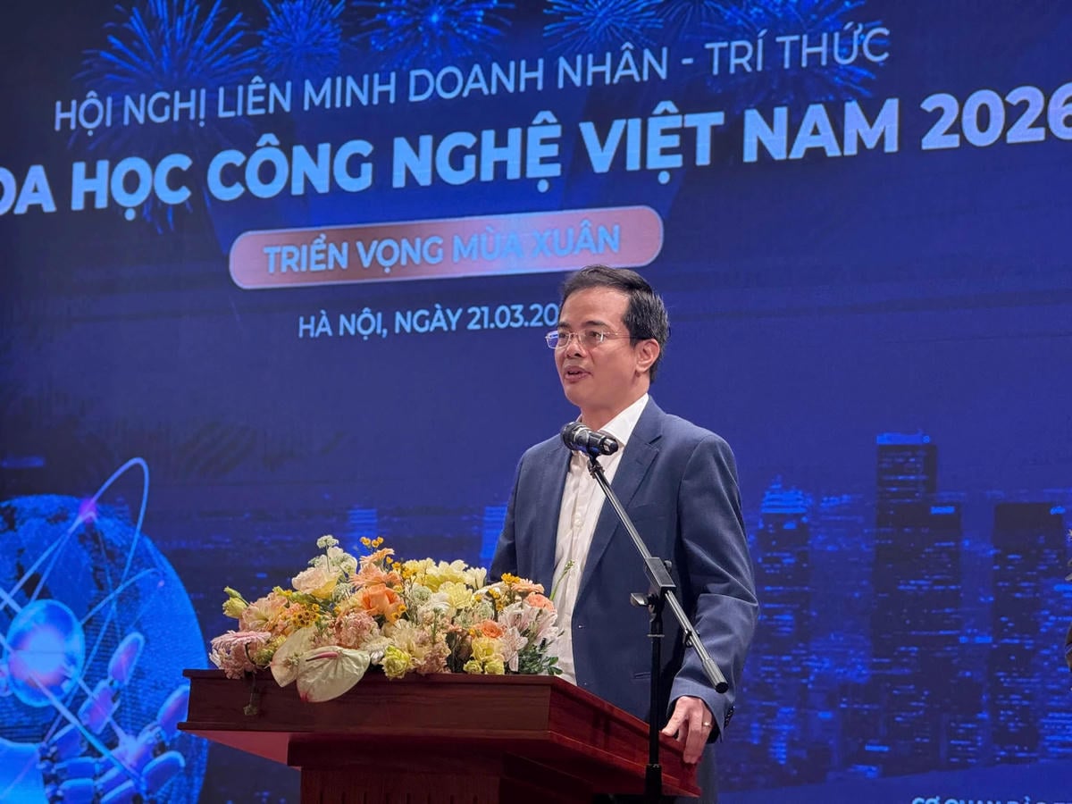 Hoang Ngoc Nhan, direttore del Dipartimento per le startup e le imprese tecnologiche (Ministero della Scienza e della Tecnologia), ha tenuto un discorso alla conferenza.