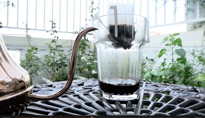 Cà phê và những ngày đã đi qua - Ảnh 1.