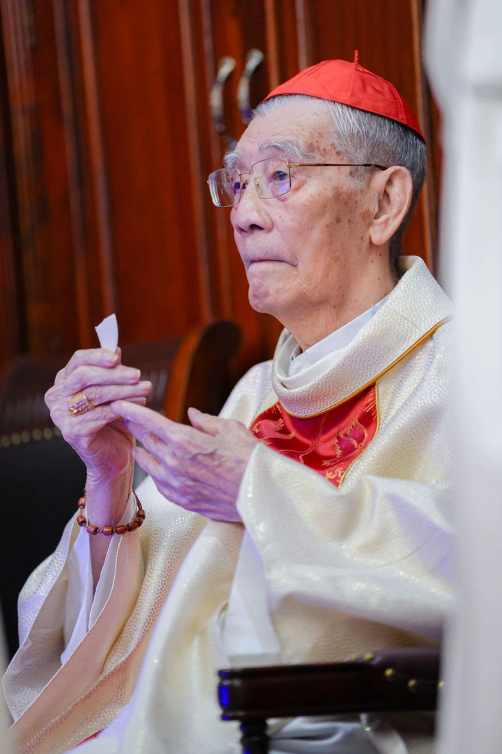 Il cardinale Giovanni Battista Pham Minh Man è deceduto - Foto 2. Phạm Minh Mẫn - Ảnh 2.