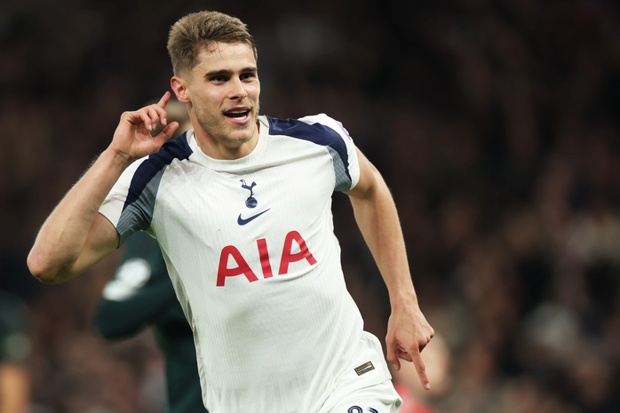 10 yjet më të mirë të Premier League që aktualisht po përjetojnë rënien më të madhe në formë - Foto 4.