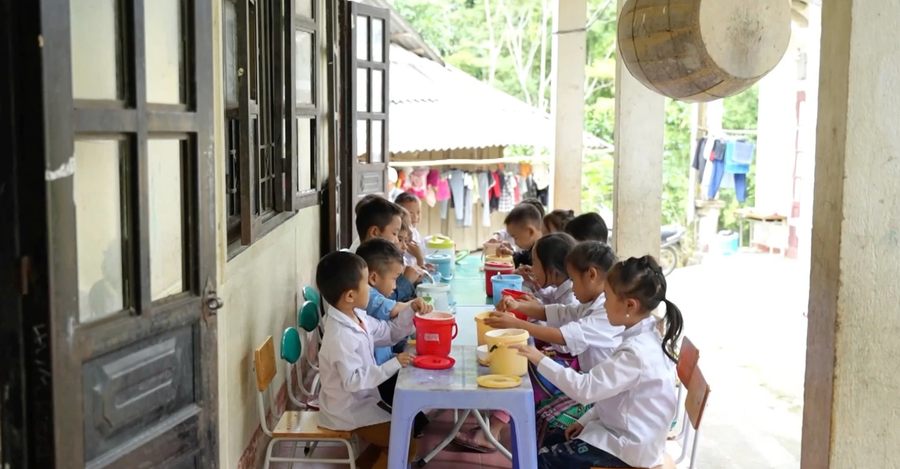 xay-estiércol-truong-pho-thong-noi-tru-lien-cap-po-thanh-hoa-2.png