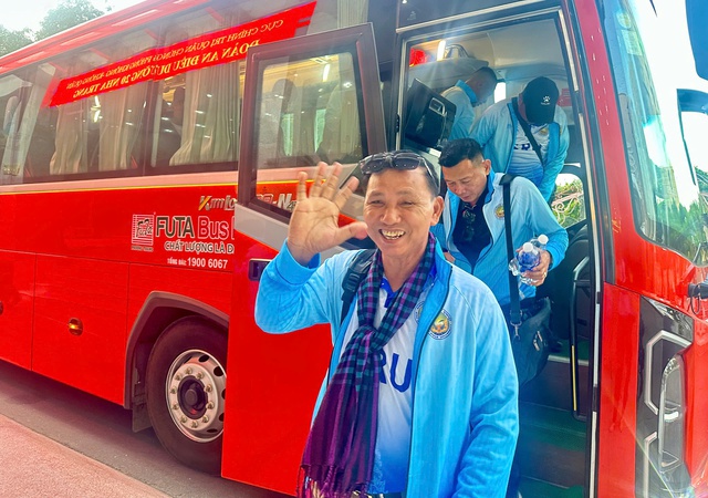 Squadra dell'Università Svay Rieng: una formidabile outsider, che gioca a calcio con tutto il cuore - Foto 1. Đội ĐH Svay Rieng: Ẩn số đáng gờm, chơi bóng bằng cả trái tim- Ảnh 1.