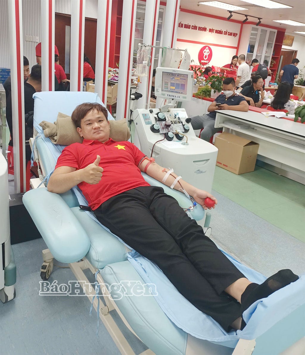 Encik Doan Van Tu telah menyertai pendermaan platelet di sebuah fasiliti perubatan.