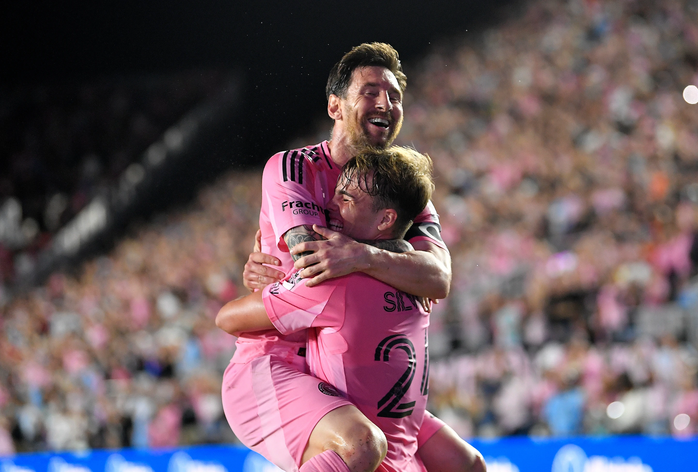 Messi bất ngờ được vinh danh đặc biệt - Ảnh 1.