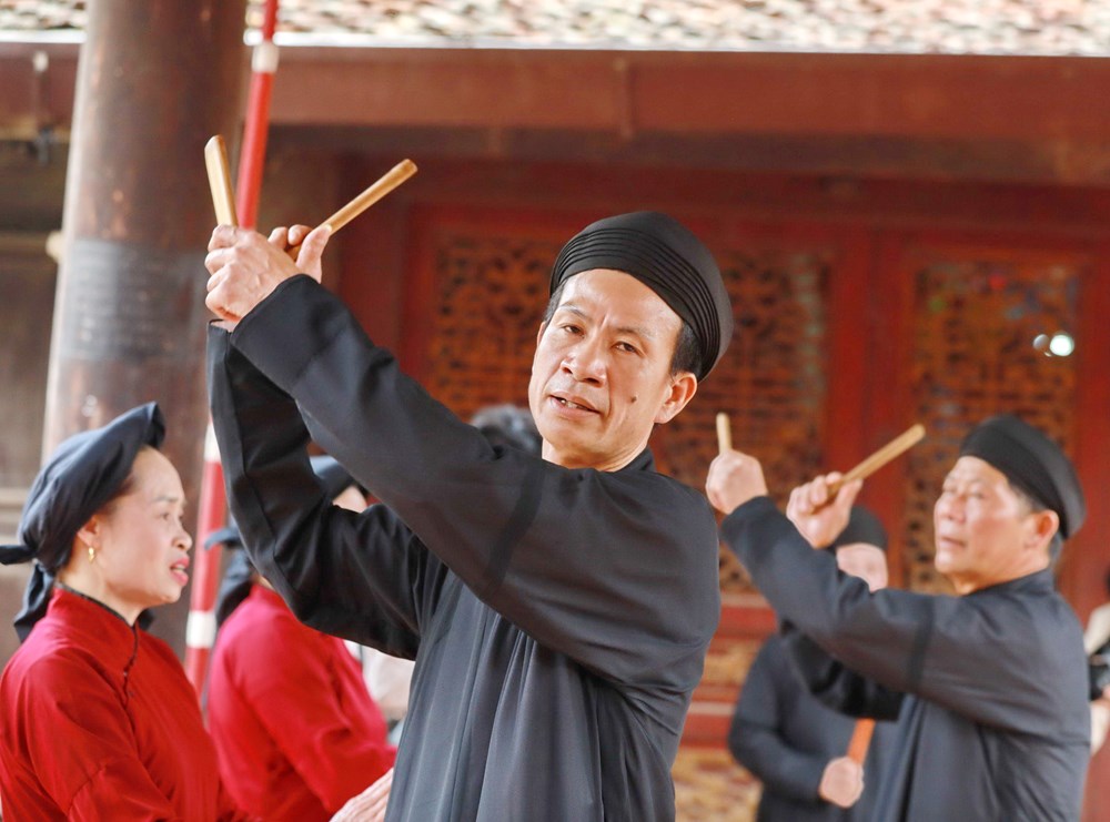 Xoan canta sotto il tetto di una casa comune di oltre 300 anni - foto 14
