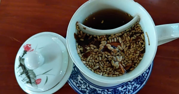 ハノイの伝統的なお茶で心を癒すカフェ体験