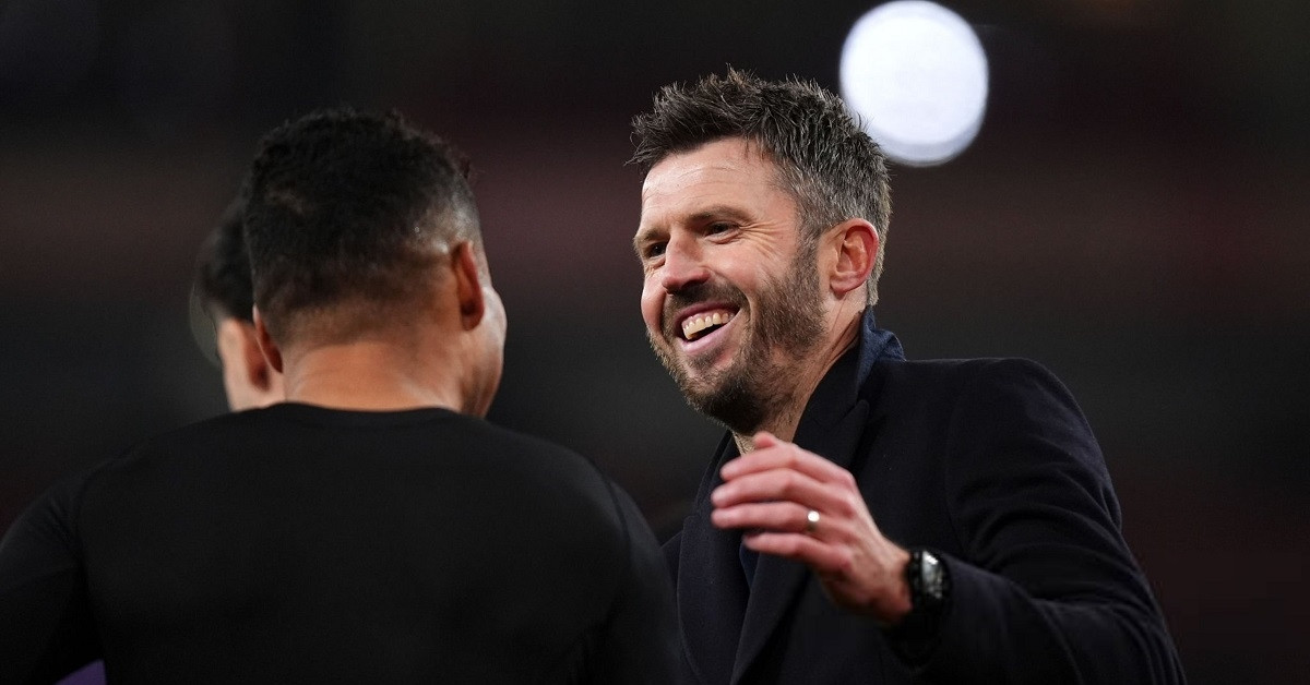 MU staat op het punt Carrick aan te stellen als hun officiële hoofdcoach.