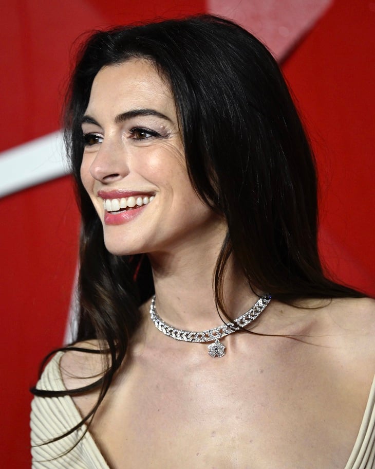 Khám phá tủ trang sức kim cương của Anne Hathaway - Ảnh 7.