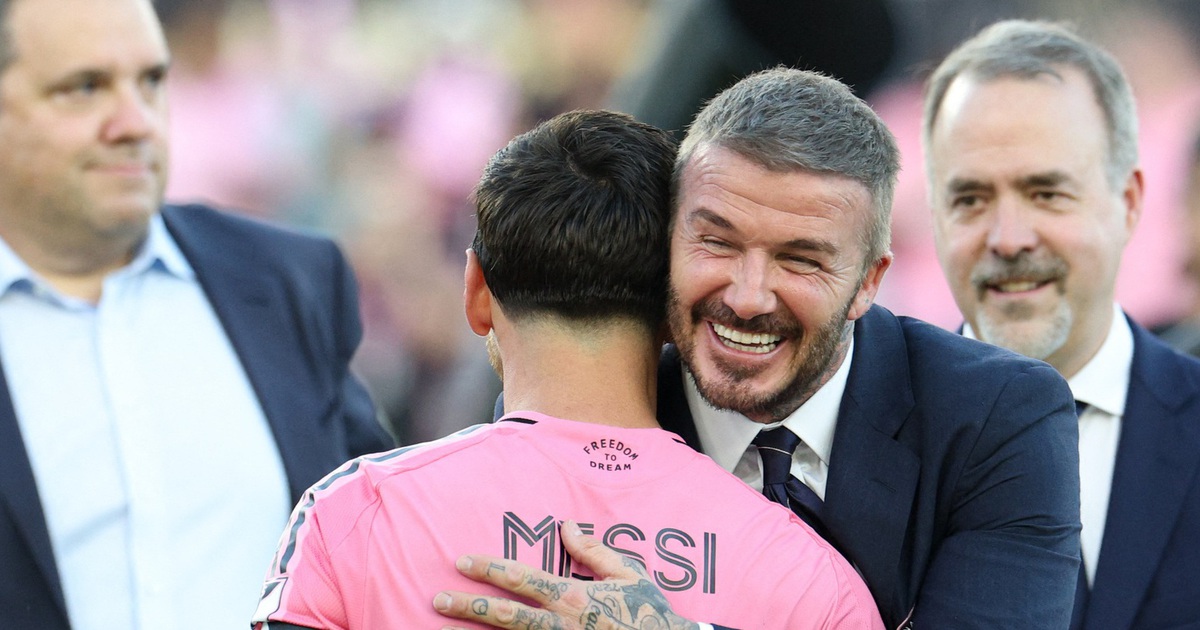 De twaalf jaar oude droom van David Beckham staat op het punt uit te komen, en Messi krijgt zijn wen