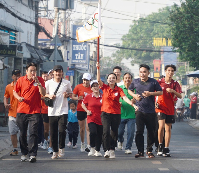 Hơn 600 học sinh, sinh viên xã Hóc Môn 