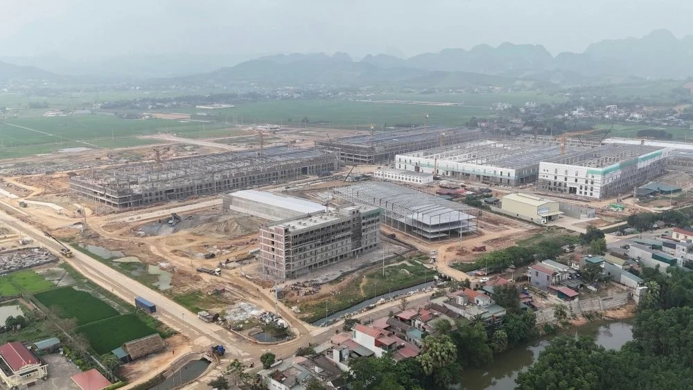 Từ cái “bắt tay” đến những kỳ vọng lớn!